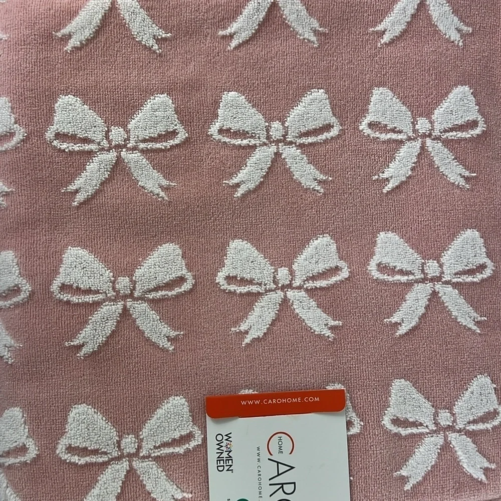 CARO Home Bath Towel Set Pink White Bow Pattern Bath Tip 4 PC NEW